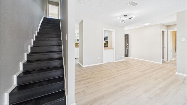 5719 2nd Street, Lubbock, TX 79416