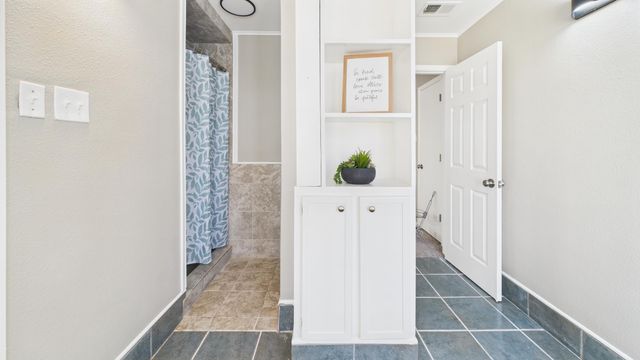 5719 2nd Street, Lubbock, TX 79416