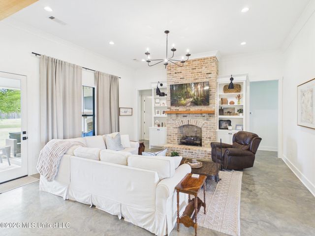 268 Disciple Drive, Brandon, MS 39047