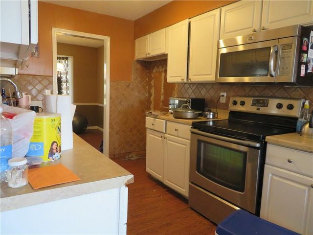 31393 W 287th Street, Paola, KS 66071
