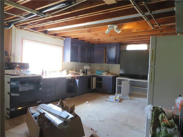 31393 W 287th Street, Paola, KS 66071