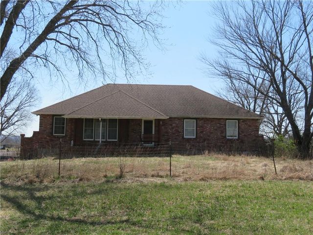 31393 W 287th Street, Paola, KS 66071