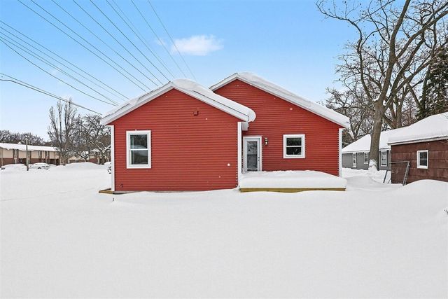 907 Orchard Avenue, Muskegon, MI 49442