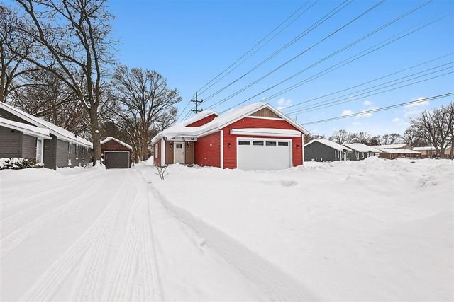 907 Orchard Avenue, Muskegon, MI 49442