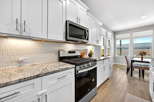 2206 Bear Dr, Midland, TX 79707