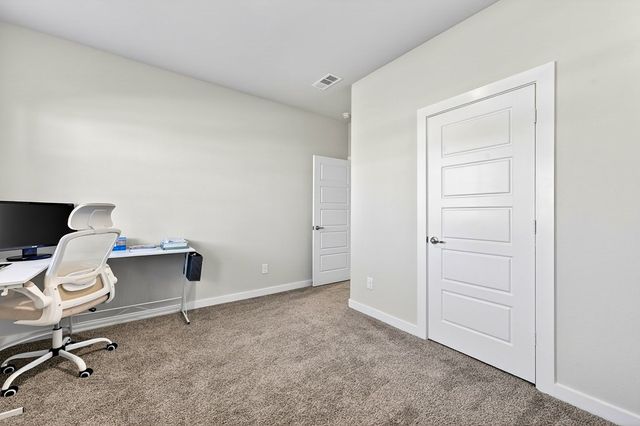 2206 Bear Dr, Midland, TX 79707