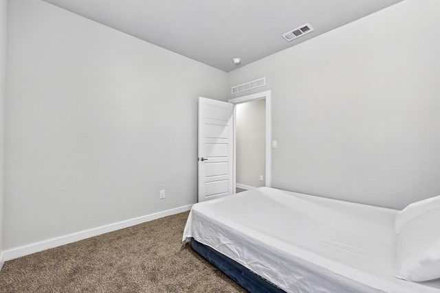 2206 Bear Dr, Midland, TX 79707