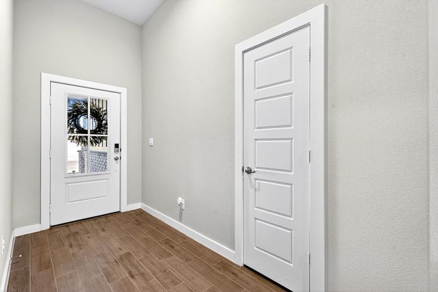 2206 Bear Dr, Midland, TX 79707