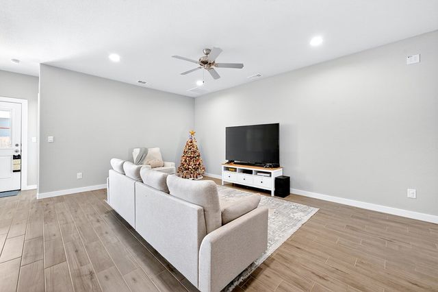 2206 Bear Dr, Midland, TX 79707