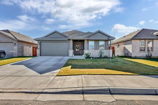 2206 Bear Dr, Midland, TX 79707
