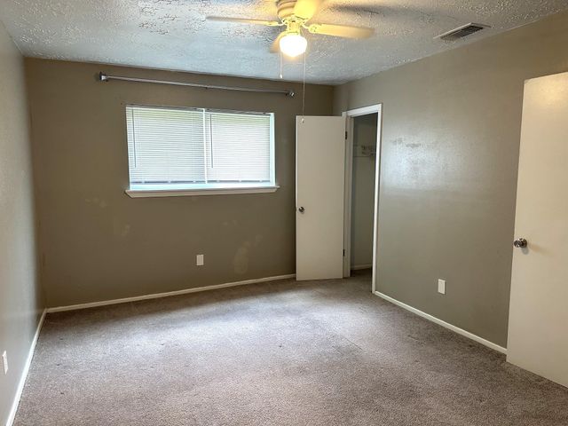 9822 Rumbling Wood Lane, Houston, TX 77086