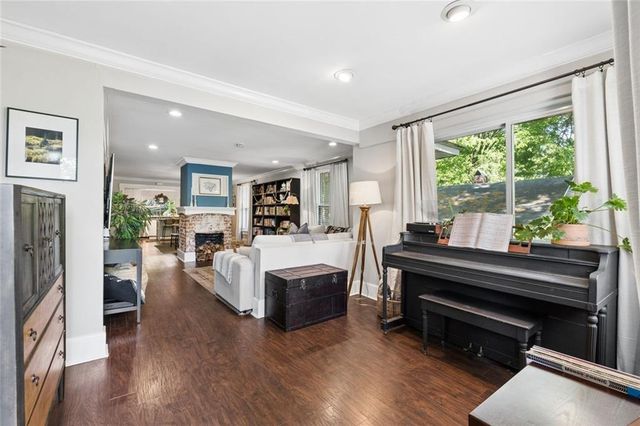 2152 Forrest Place NW, Atlanta, GA 30318