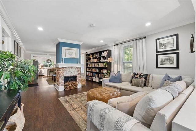 2152 Forrest Place NW, Atlanta, GA 30318