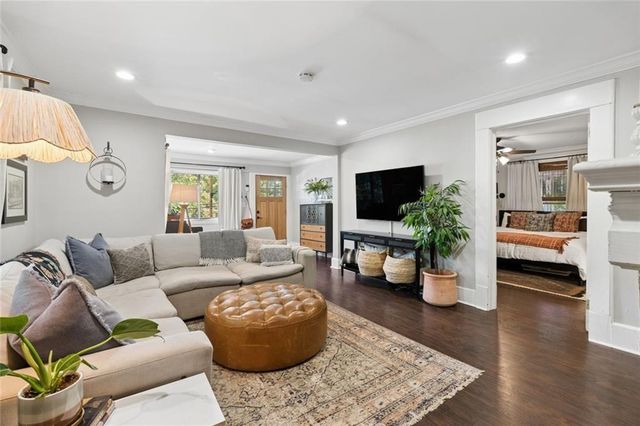 2152 Forrest Place NW, Atlanta, GA 30318
