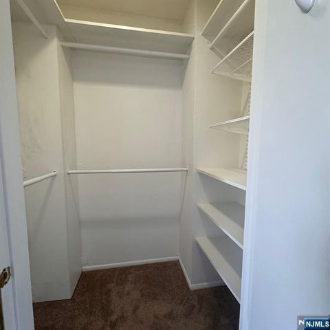 76 Metro Vista, Hawthorne, NJ 07506