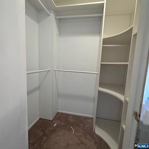 76 Metro Vista, Hawthorne, NJ 07506