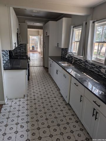 119 Seeling, San Antonio, TX 78228