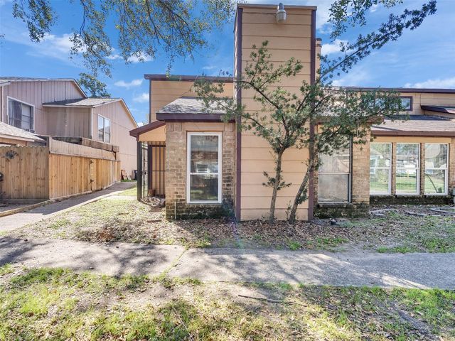 12254 Wild Pine Drive A, Houston, TX 77039