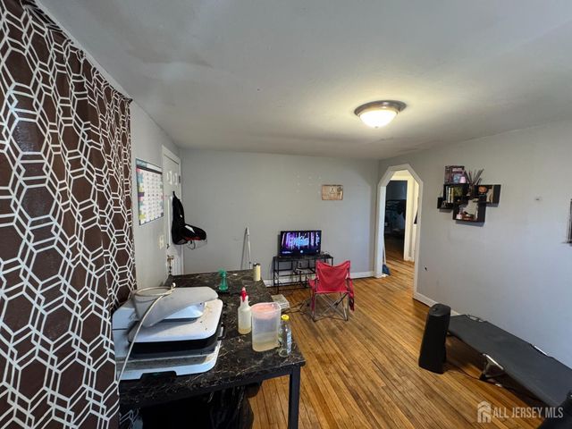 65 Lehigh Avenue, Piscataway, NJ 08854