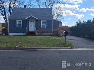 65 Lehigh Avenue, Piscataway, NJ 08854