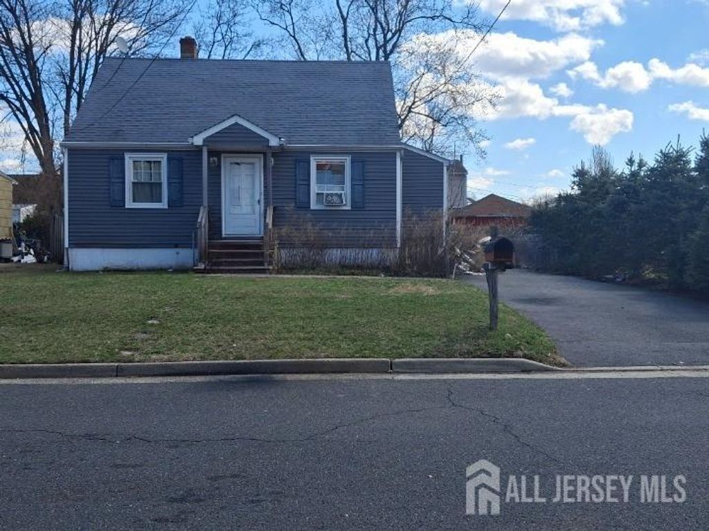 65 Lehigh Avenue, Piscataway, NJ 08854