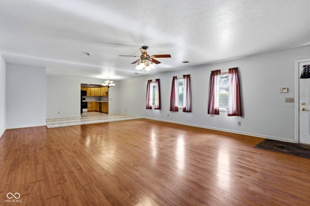 1711 Lafayette Avenue UNIT 11, Lebanon, IN 46052