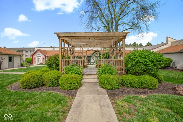 1711 Lafayette Avenue UNIT 11, Lebanon, IN 46052