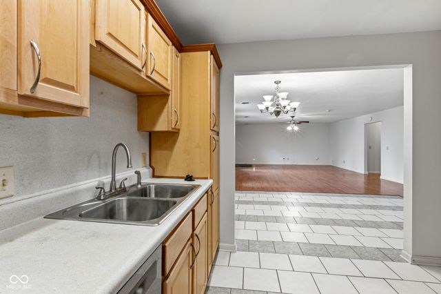 1711 Lafayette Avenue UNIT 11, Lebanon, IN 46052