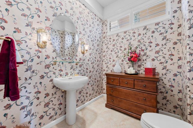 7436 Goose Meadows Way, Roseville, CA 95747