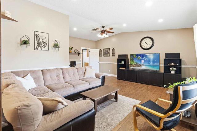 4312 PINE LAKE DRIVE, St Cloud, FL 34769