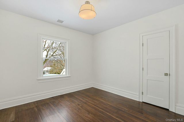 5 Henry Street, Tuckahoe, NY 10707