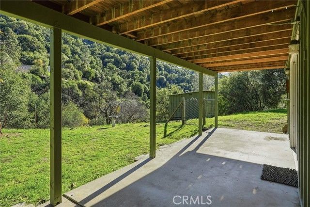 50015 Lilac Lane, Oakhurst, CA 93644