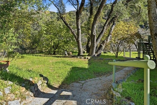 50015 Lilac Lane, Oakhurst, CA 93644