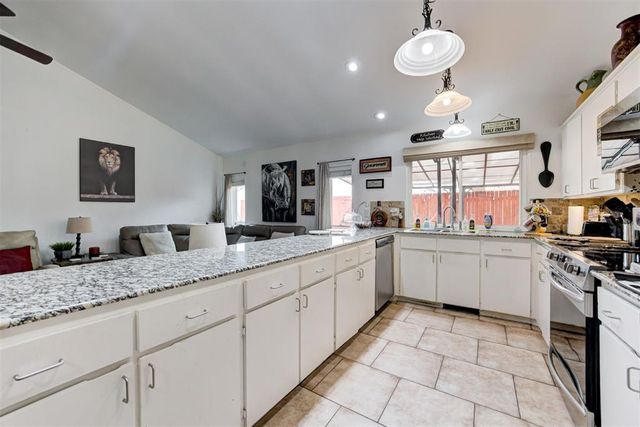 2121 NW 115th Terrace, Oklahoma City, OK 73120