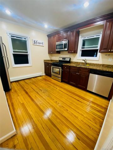 69 Grand Avenue, Rockville Centre, NY 11570