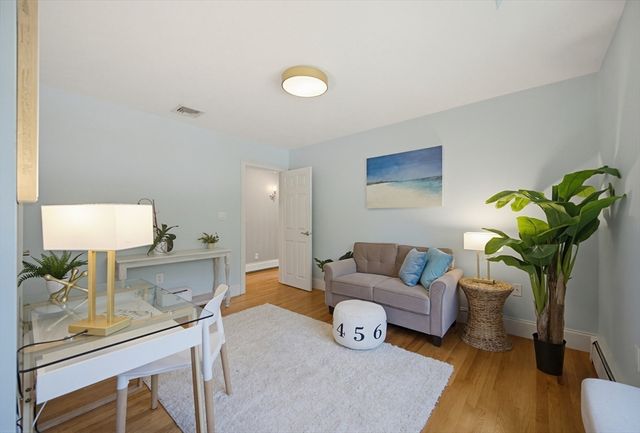 12 Birch Lane, Medfield, MA 02052