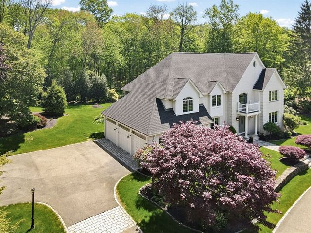12 Birch Lane, Medfield, MA 02052