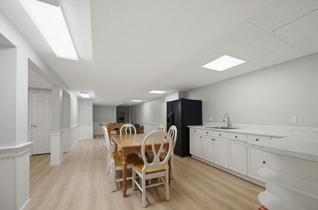 12 Birch Lane, Medfield, MA 02052