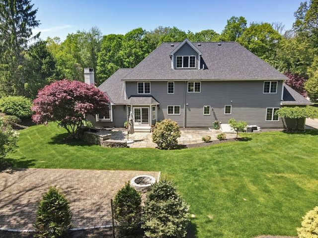 12 Birch Lane, Medfield, MA 02052