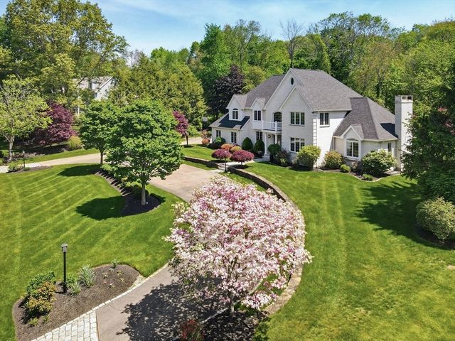 12 Birch Lane, Medfield, MA 02052