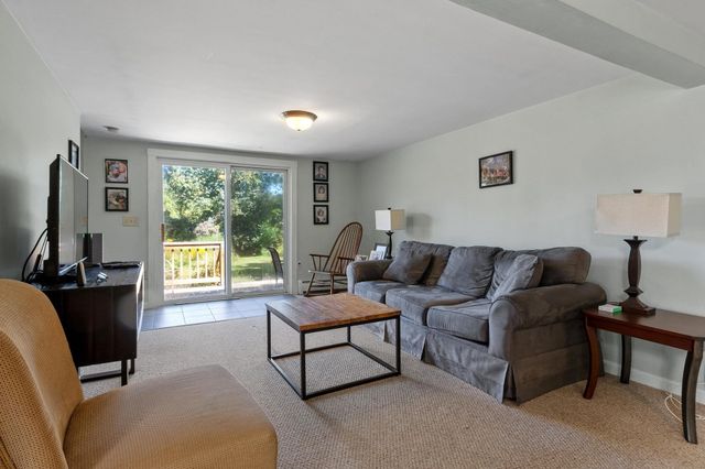 163 Rowley Hill Rd, Sterling, MA 01564
