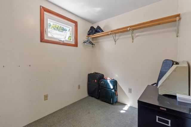 163 Rowley Hill Rd, Sterling, MA 01564