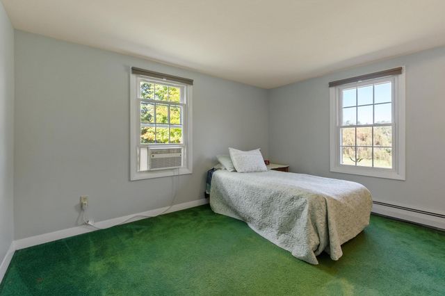 163 Rowley Hill Rd, Sterling, MA 01564