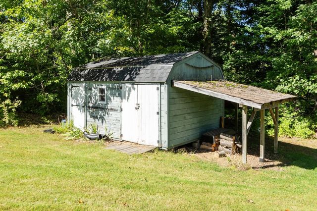 163 Rowley Hill Rd, Sterling, MA 01564