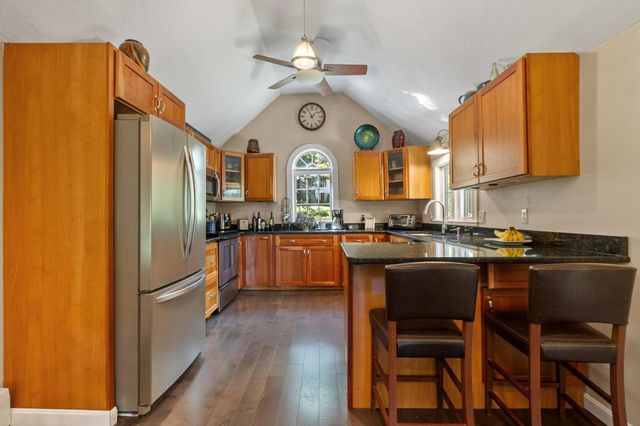 163 Rowley Hill Rd, Sterling, MA 01564