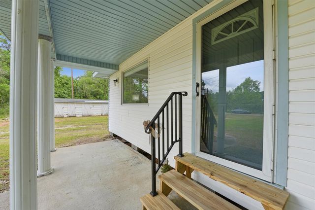 2993 County Road 3011, Dayton, TX 77535