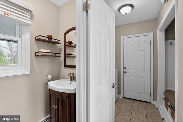 1088 WOOD LN, West Chester, PA 19382