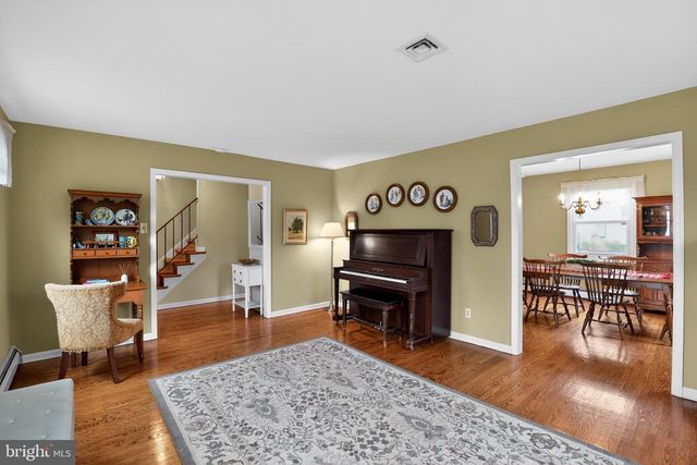 1088 WOOD LN, West Chester, PA 19382