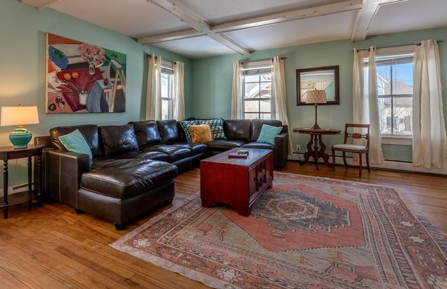 29 Pikes Falls Road, Jamaica, VT 05343