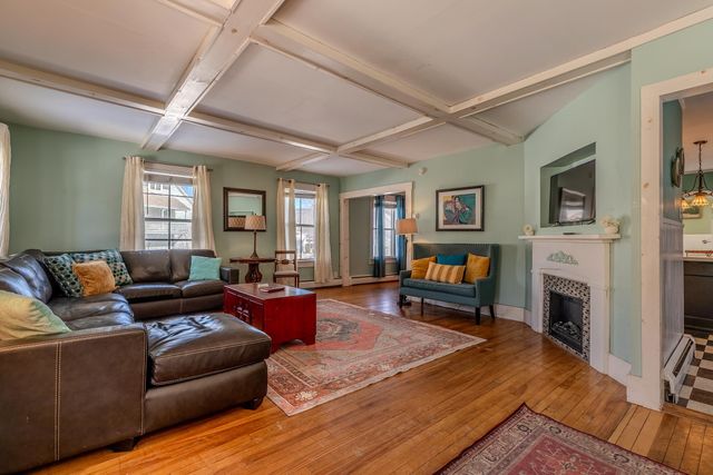 29 Pikes Falls Road, Jamaica, VT 05343